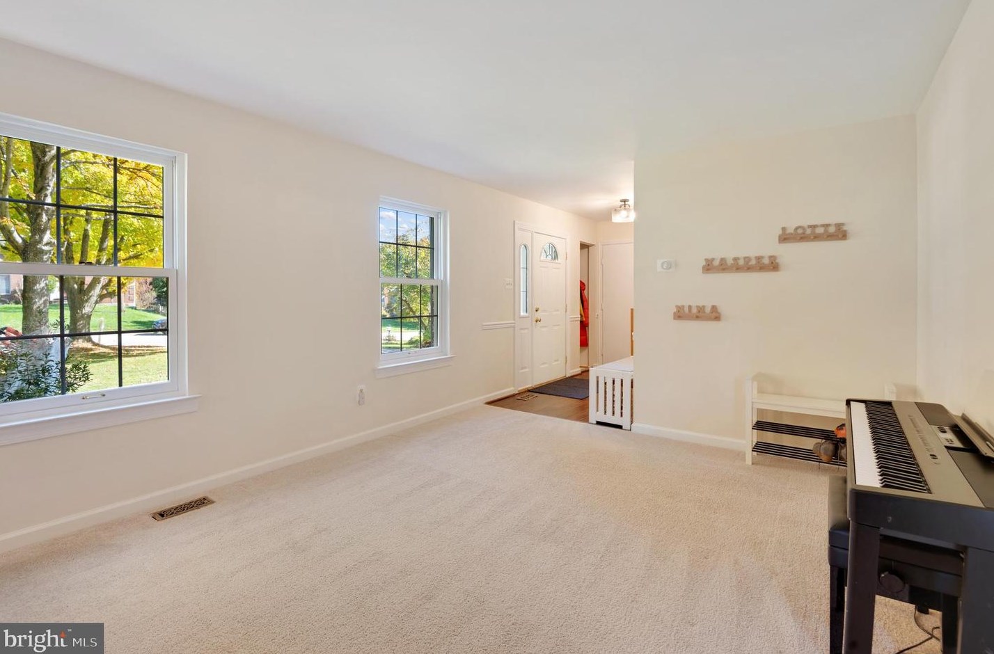 3898 White Rose Way, Ellicott MD  21042-5826 exterior