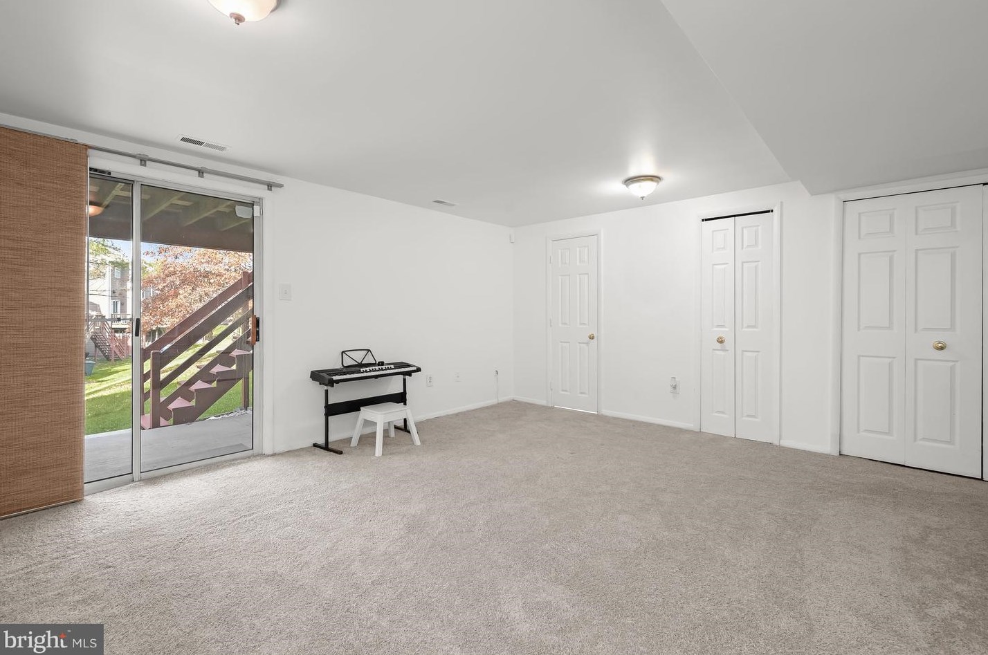 7708 Chatfield Ln, Ellicott MD  21043-7900 exterior