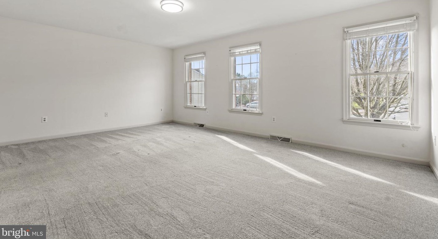 2713 Glenwood Ct, Ellicott MD 21042-7809 exterior