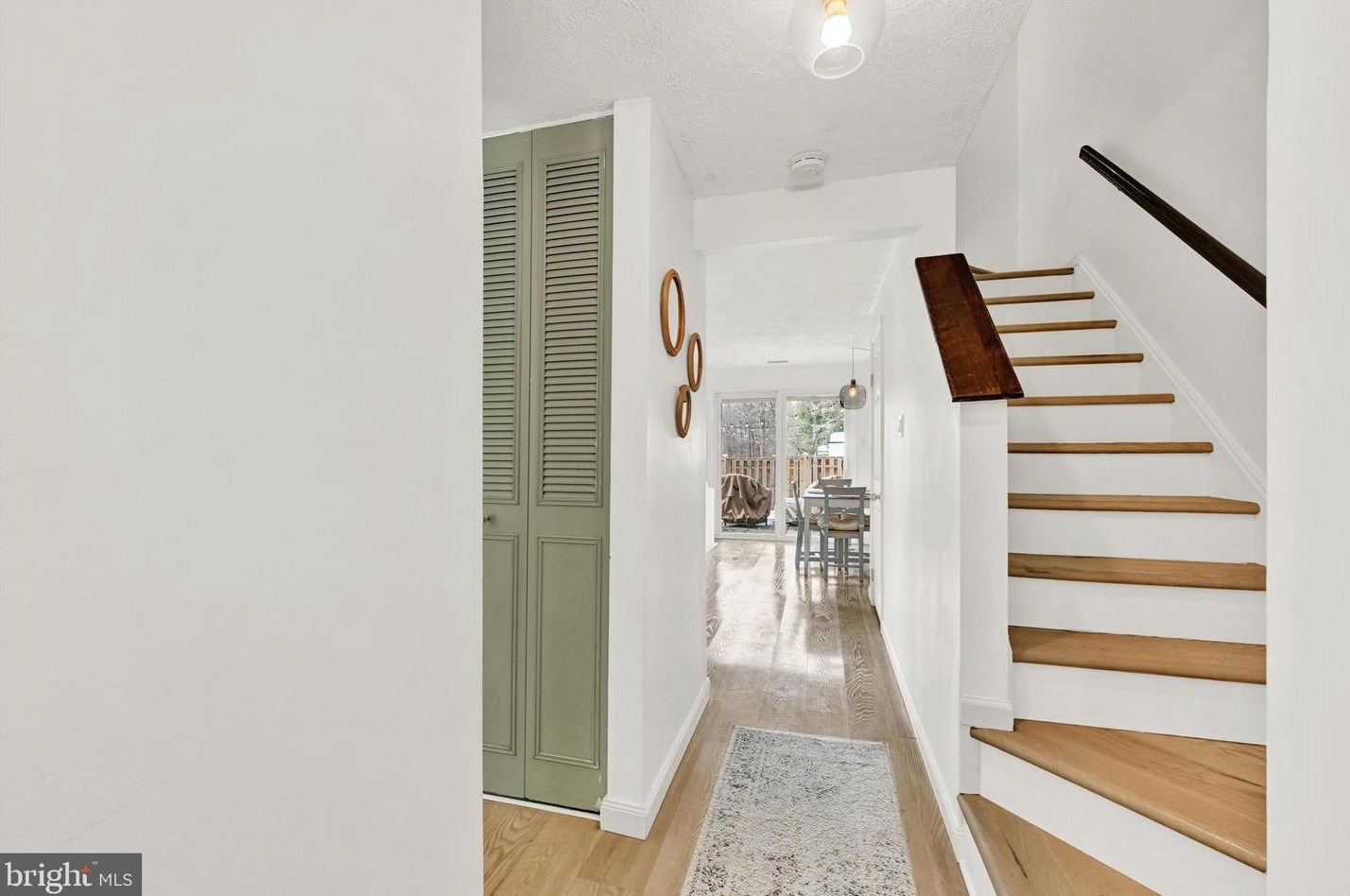 6732 Second Morning Ct, Columbia MD  21045-4952 exterior