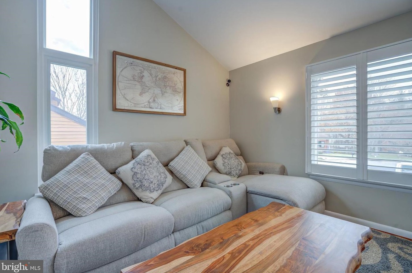 8583 Autumn Harvest, Ellicott MD  21043-6500 exterior