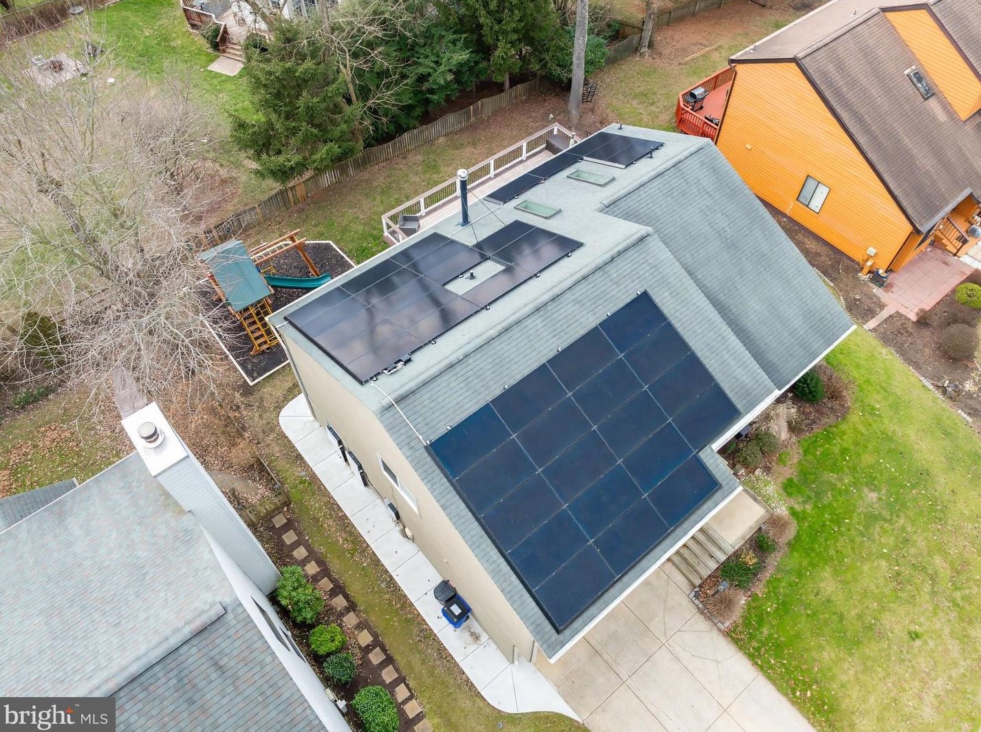 8583 Autumn Harvest, Ellicott MD  21043-6500 exterior