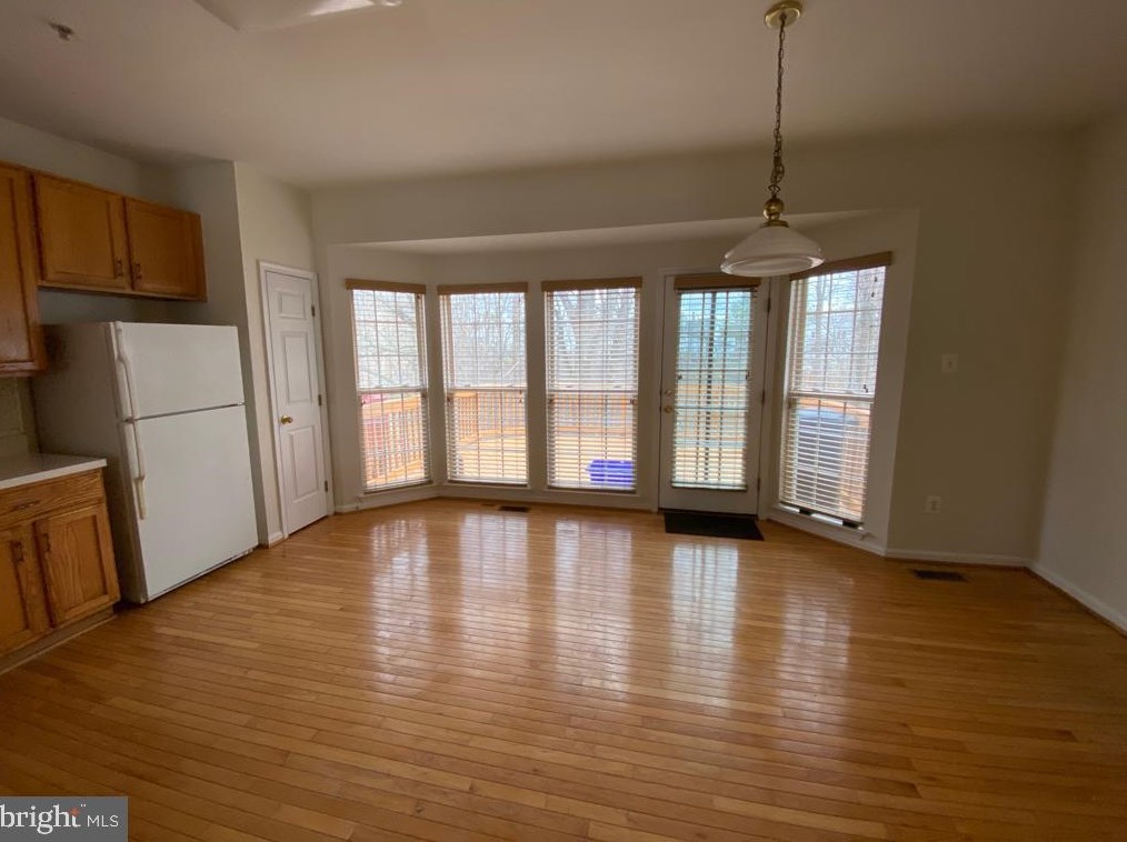 8876 Papillon Dr, Ellicott MD  21043-4000 exterior