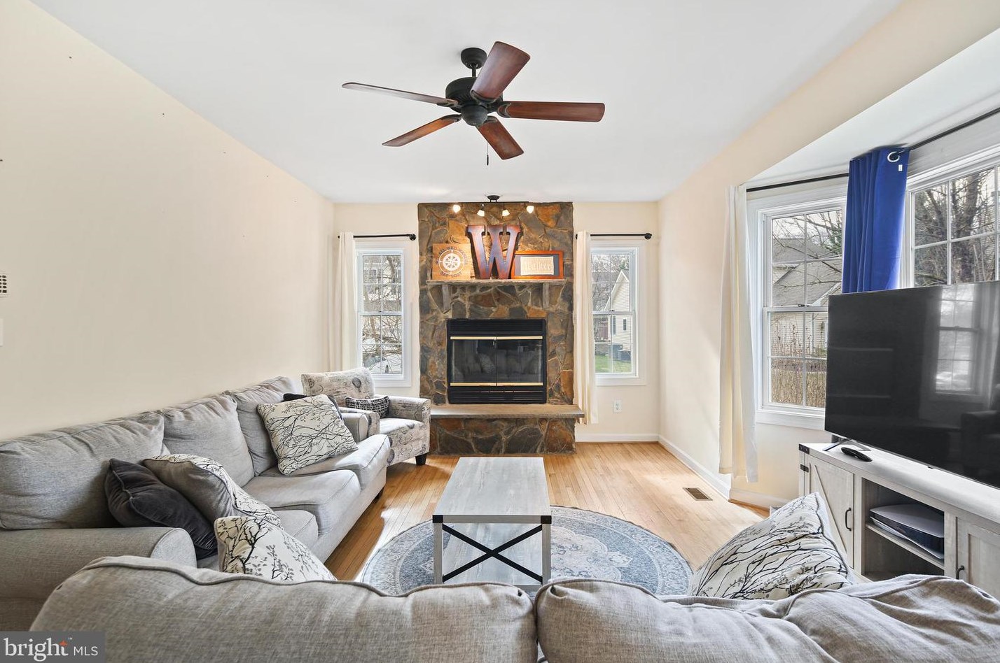 6315 Ema Ct, Baltimore MD  21075-6243 exterior