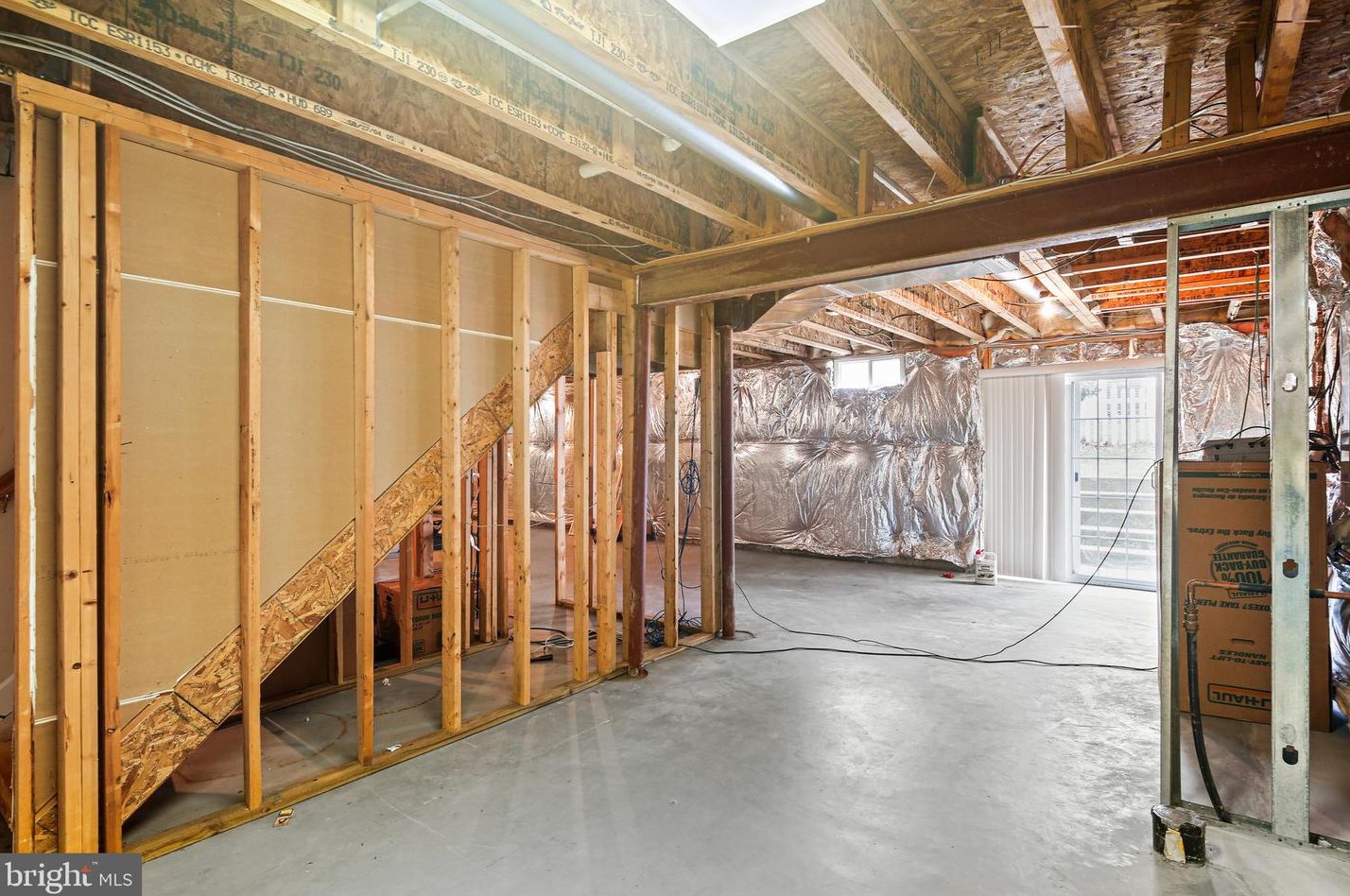 6315 Ema Ct, Baltimore MD  21075-6243 exterior