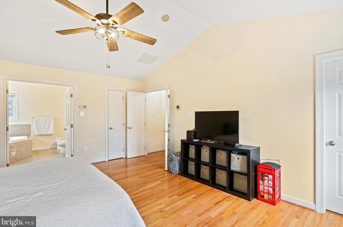 6315 Ema Ct, Baltimore MD  21075-6243 exterior