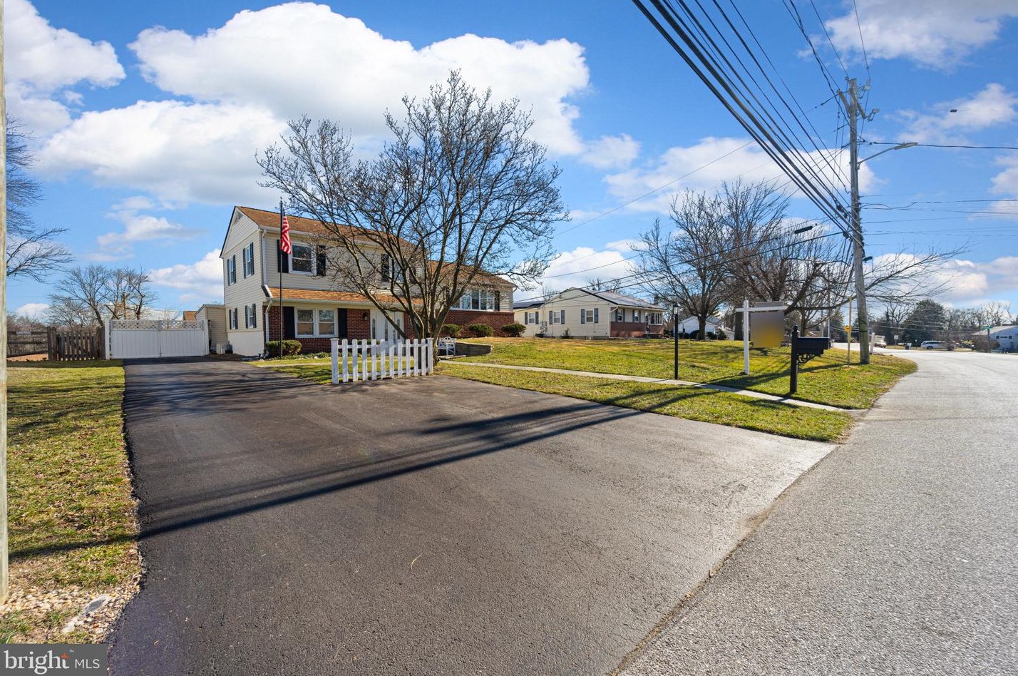 5961 Hunt Club Rd, Baltimore MD  21075-5515 exterior