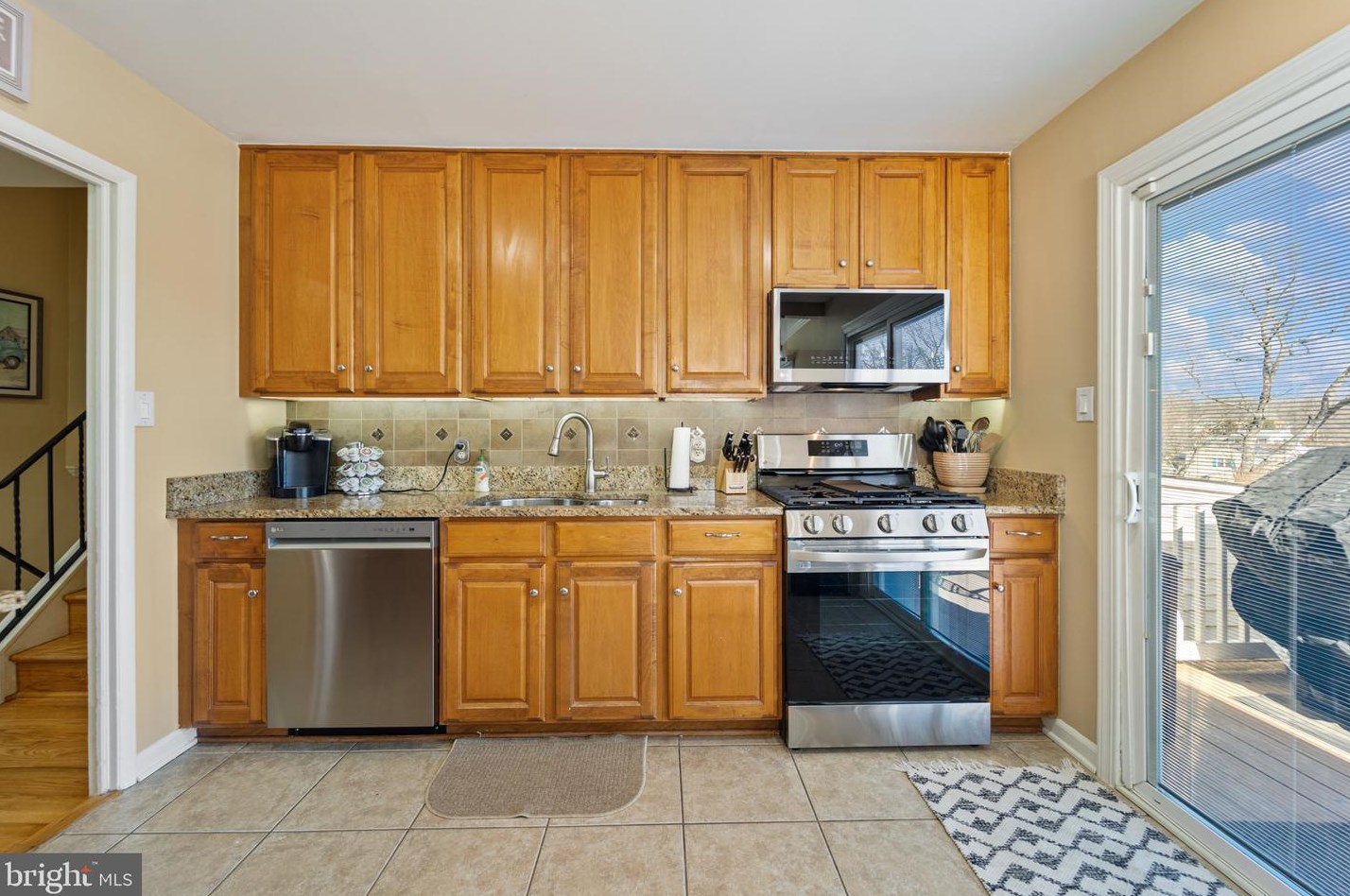 5961 Hunt Club Rd, Baltimore MD  21075-5515 exterior