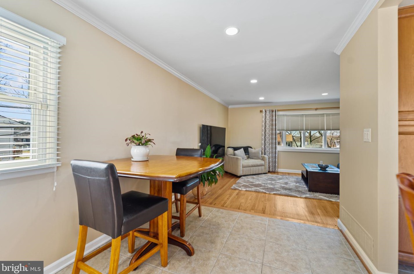 5961 Hunt Club Rd, Baltimore MD  21075-5515 exterior