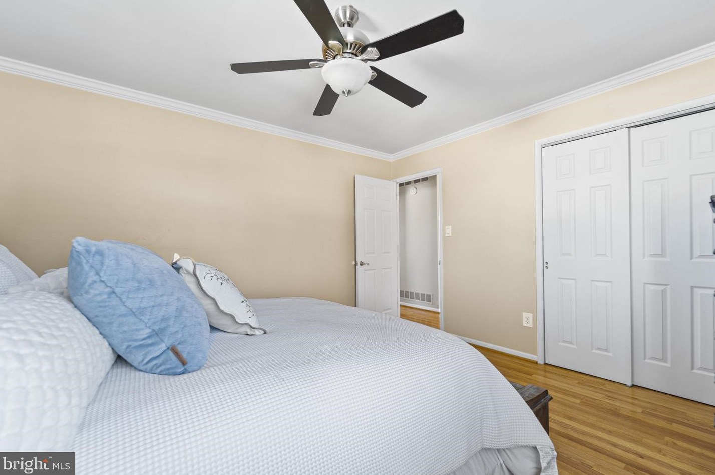 5961 Hunt Club Rd, Baltimore MD  21075-5515 exterior