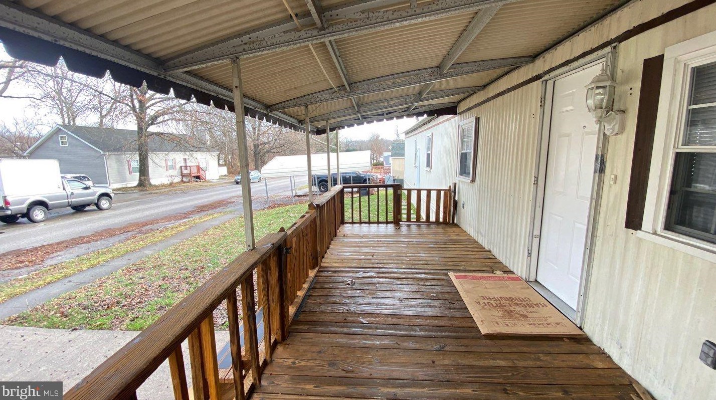 6680 Pirch Way, Baltimore MD  21075-6618 exterior