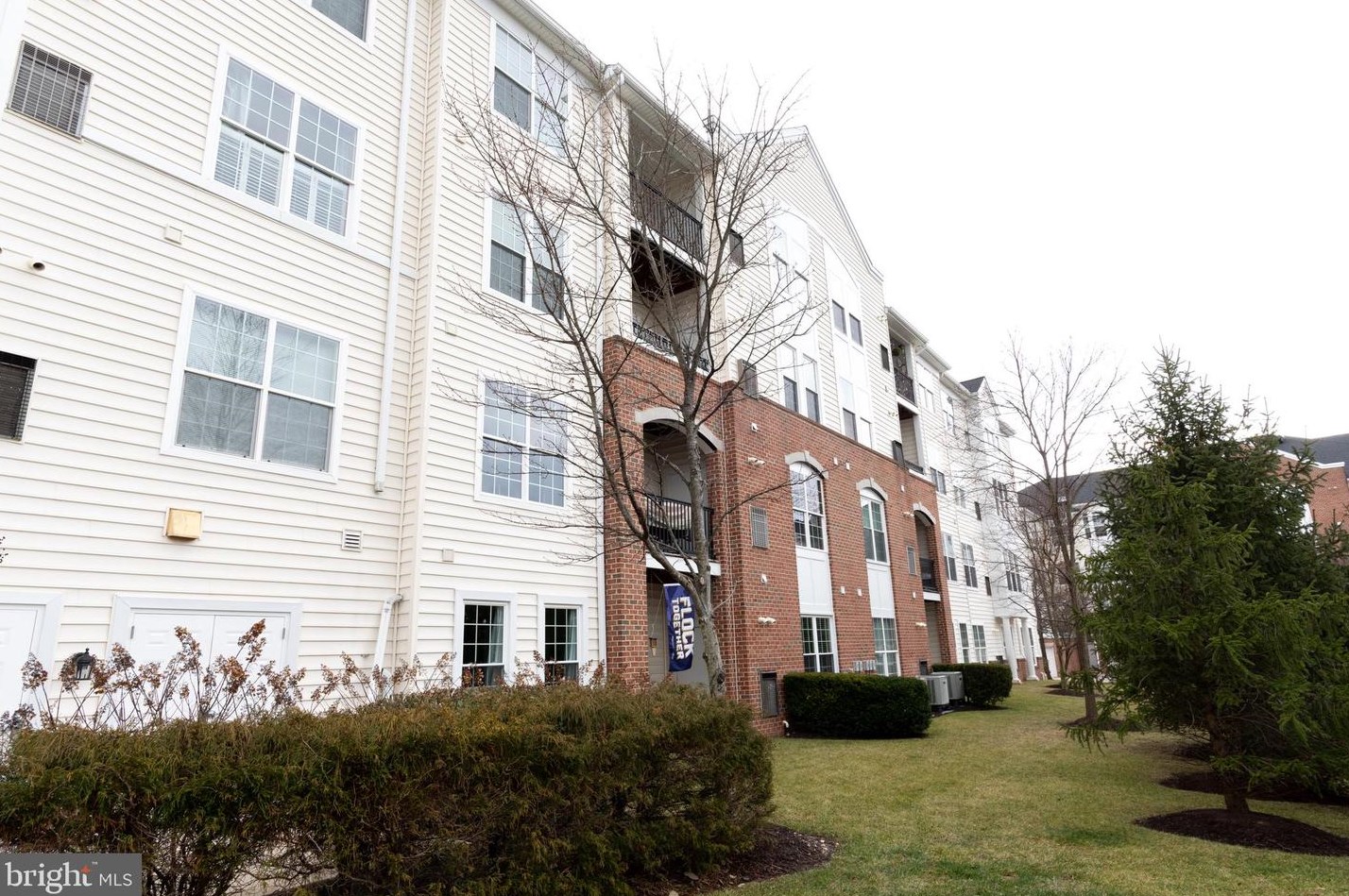 6150 Shadywood Rd, Baltimore MD  21075-6037 exterior