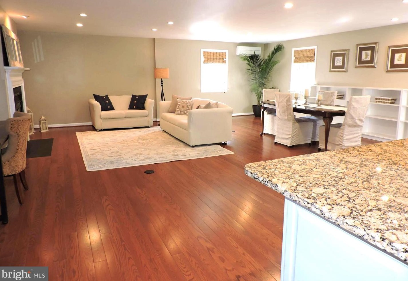 10136 Kings Bench Ct, Ellicott MD  21042-5649 exterior