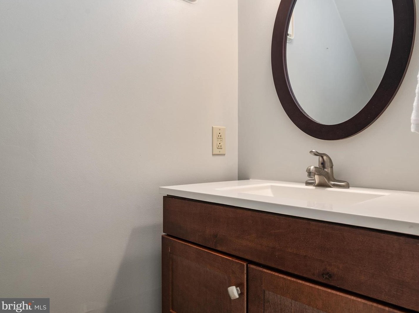 10136 Kings Bench Ct, Ellicott MD  21042-5649 exterior