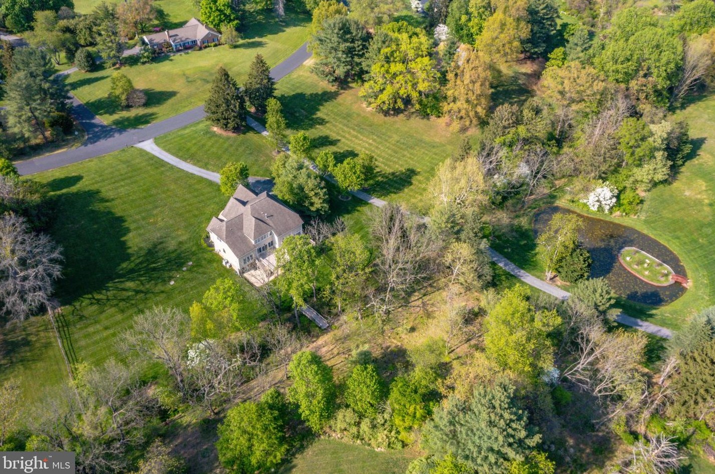 12135 Mt Albert Rd, Ellicott MD 21042-1335 exterior