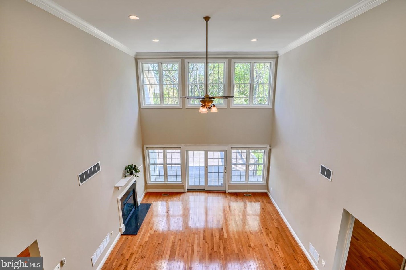 12135 Mt Albert Rd, Ellicott MD 21042-1335 exterior