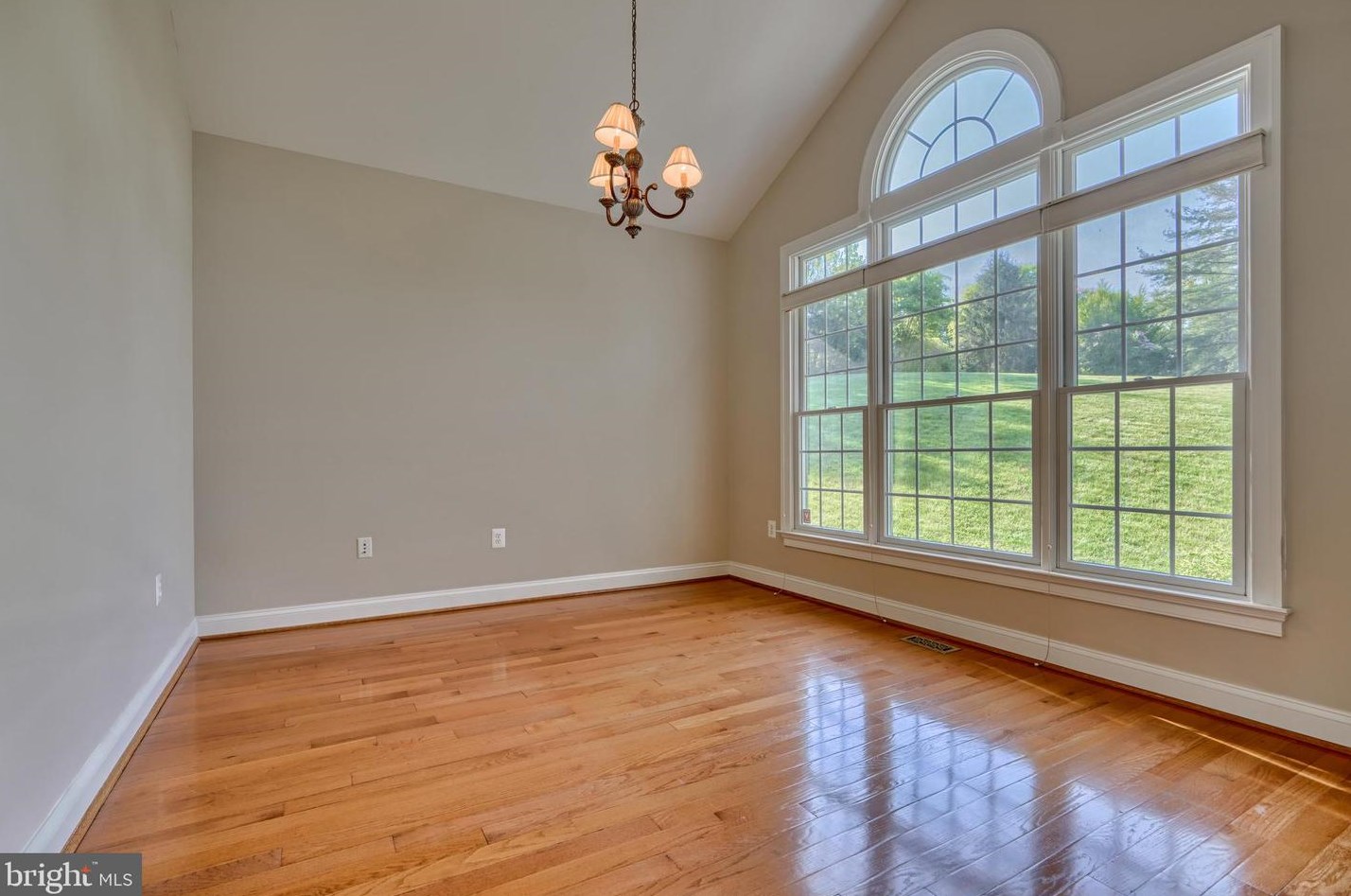 12135 Mt Albert Rd, Ellicott MD 21042-1335 exterior