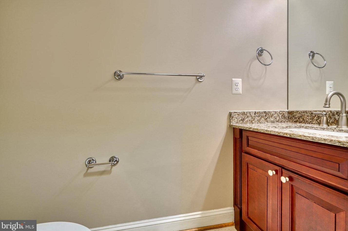 12135 Mt Albert Rd, Ellicott MD 21042-1335 exterior