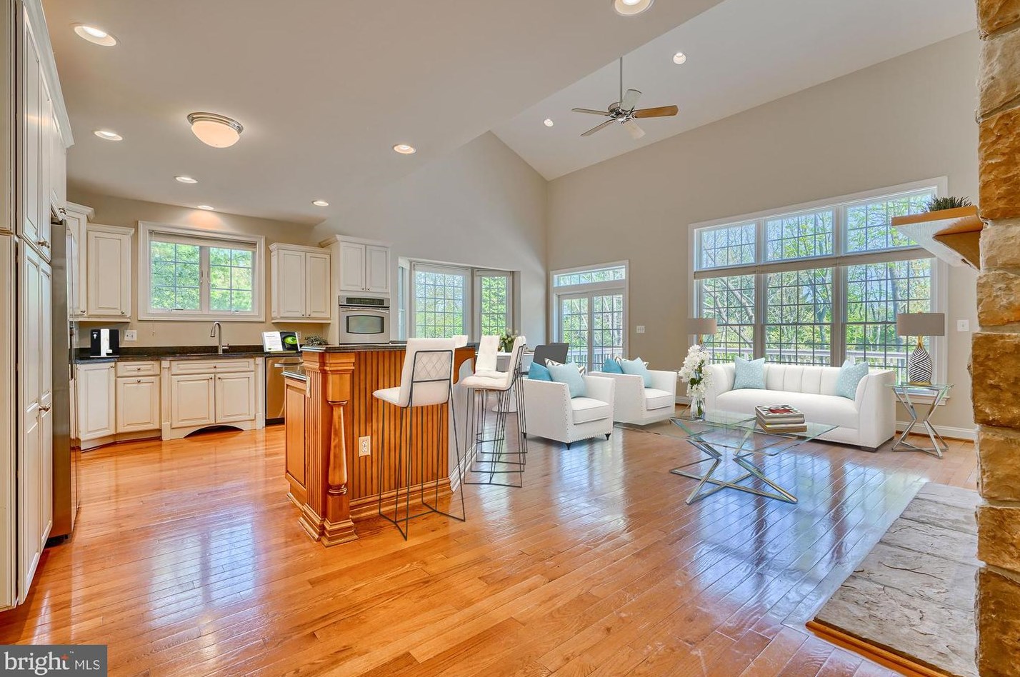 12135 Mt Albert Rd, Ellicott MD 21042-1335 exterior