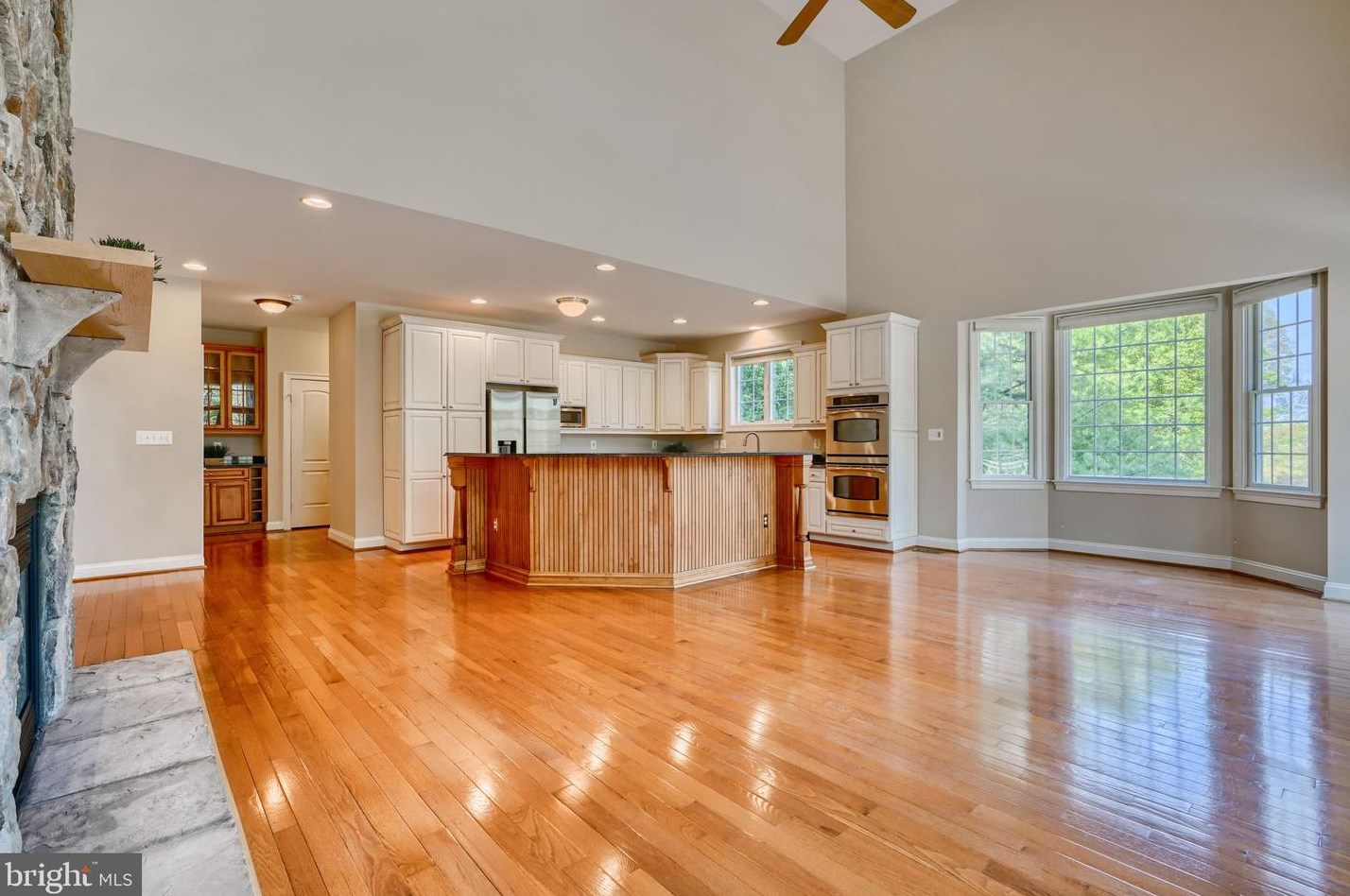 12135 Mt Albert Rd, Ellicott MD 21042-1335 exterior