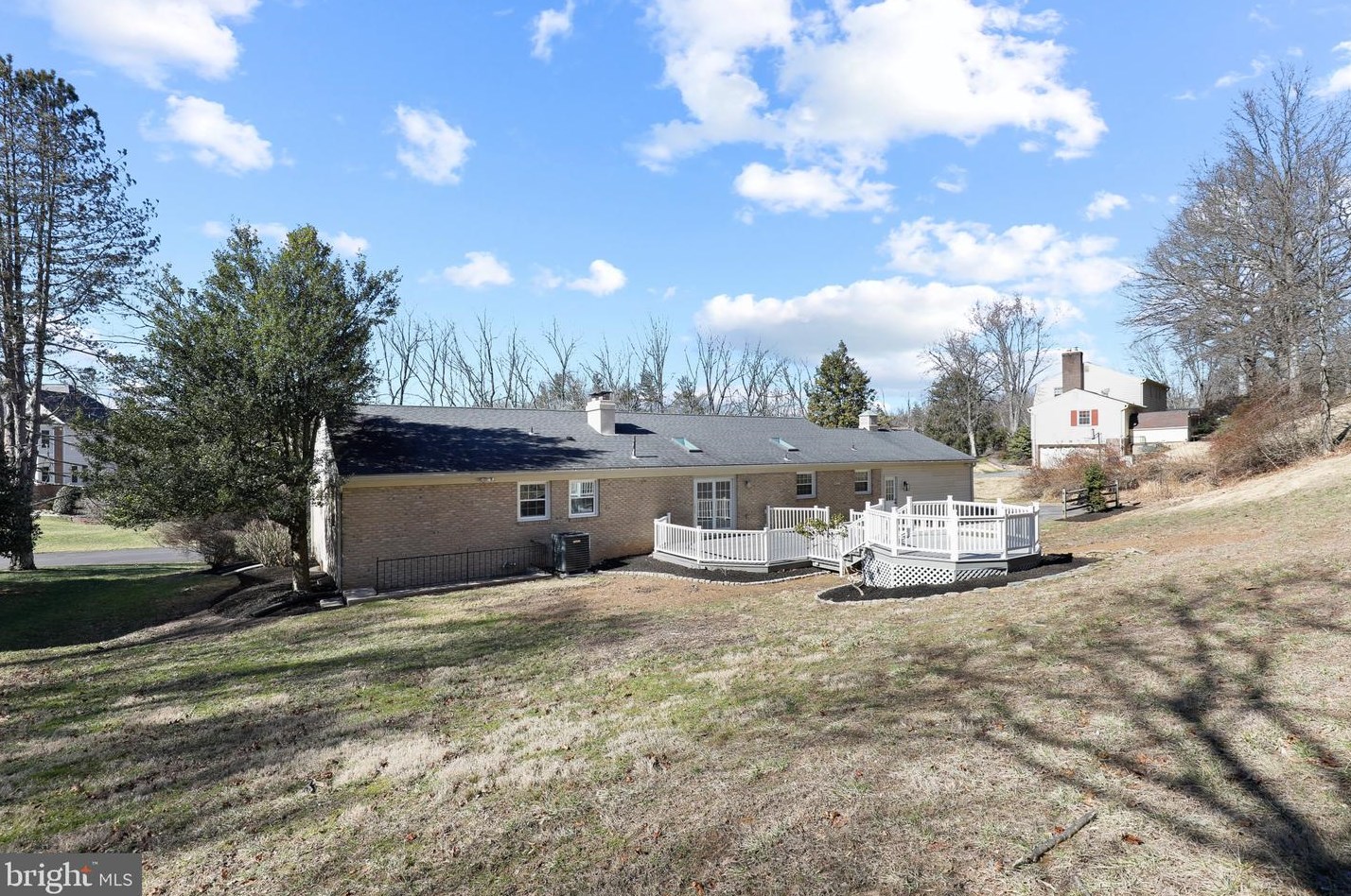 3757 Spg Mdw Dr, Ellicott MD 21042-5142 exterior