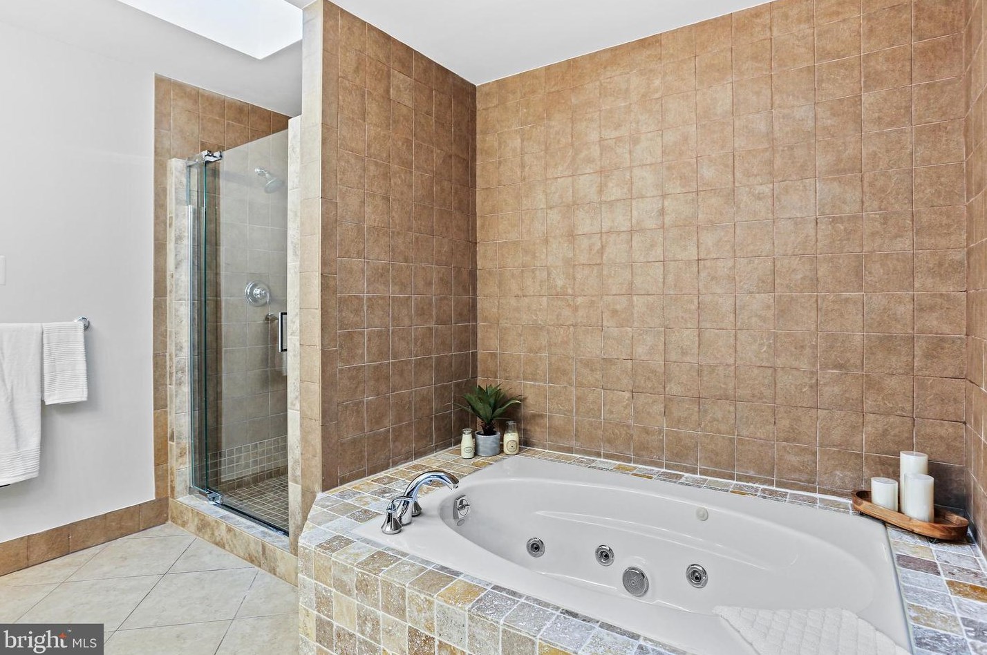 2388 Ballard Way, Ellicott MD 21042-1780 exterior