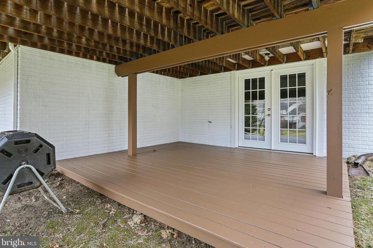 2388 Ballard Way, Ellicott MD 21042-1780 exterior