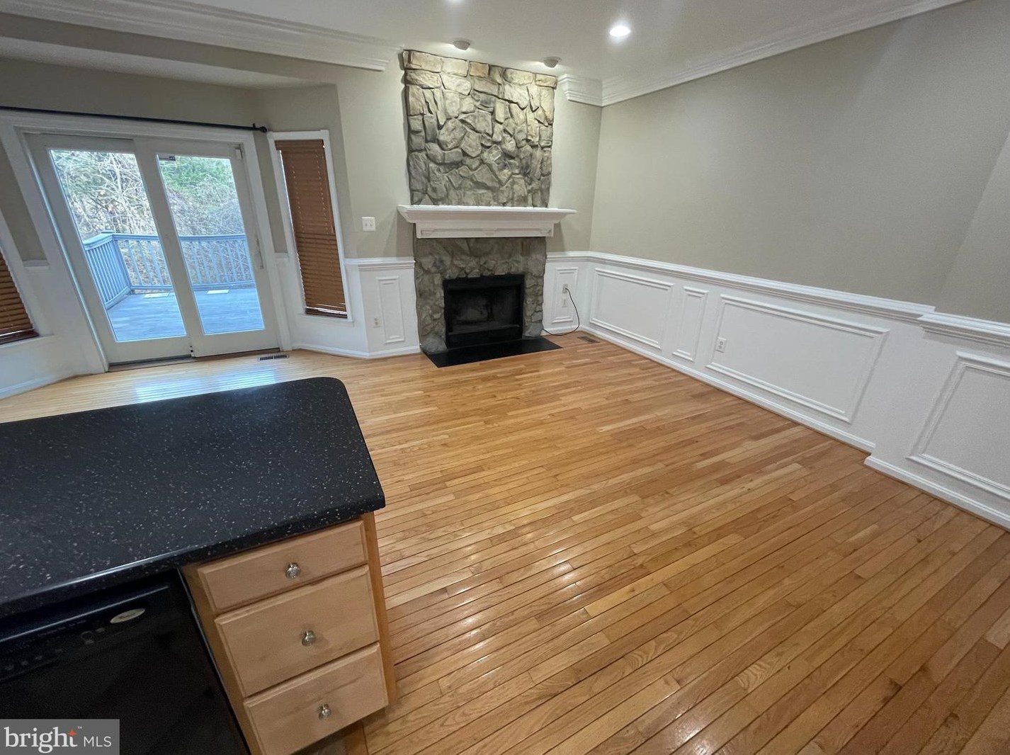 5737 Goldfinch Ct, Ellicott MD  21043-6095 exterior