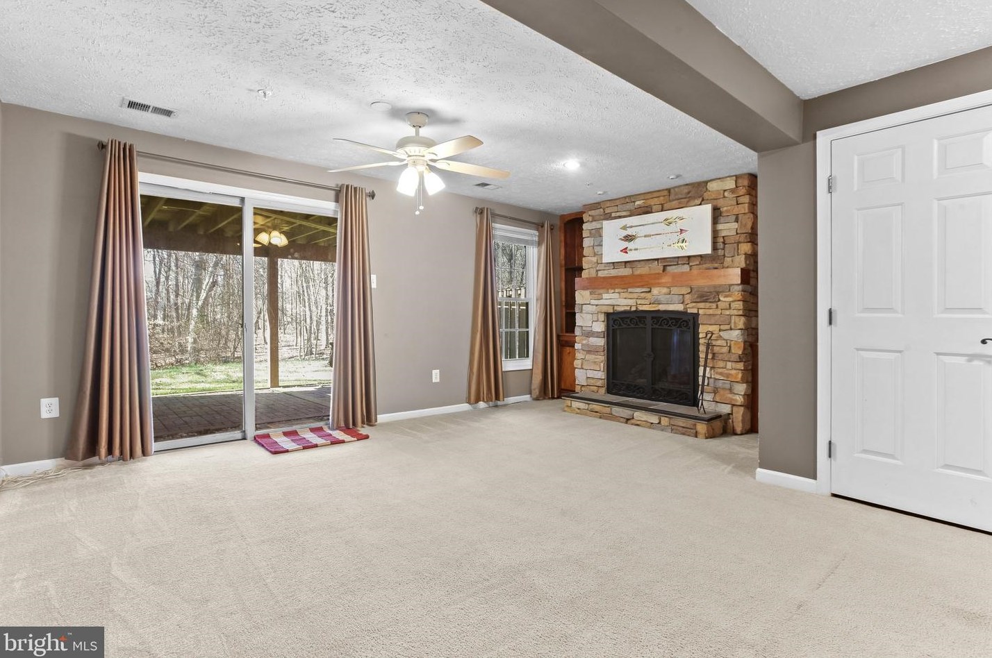 7942 Brightlight Pl, Ellicott MD 21043-7962 exterior