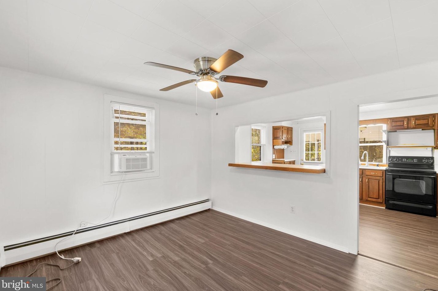 8265 Old Frederick Rd, Ellicott MD  21043-1911 exterior