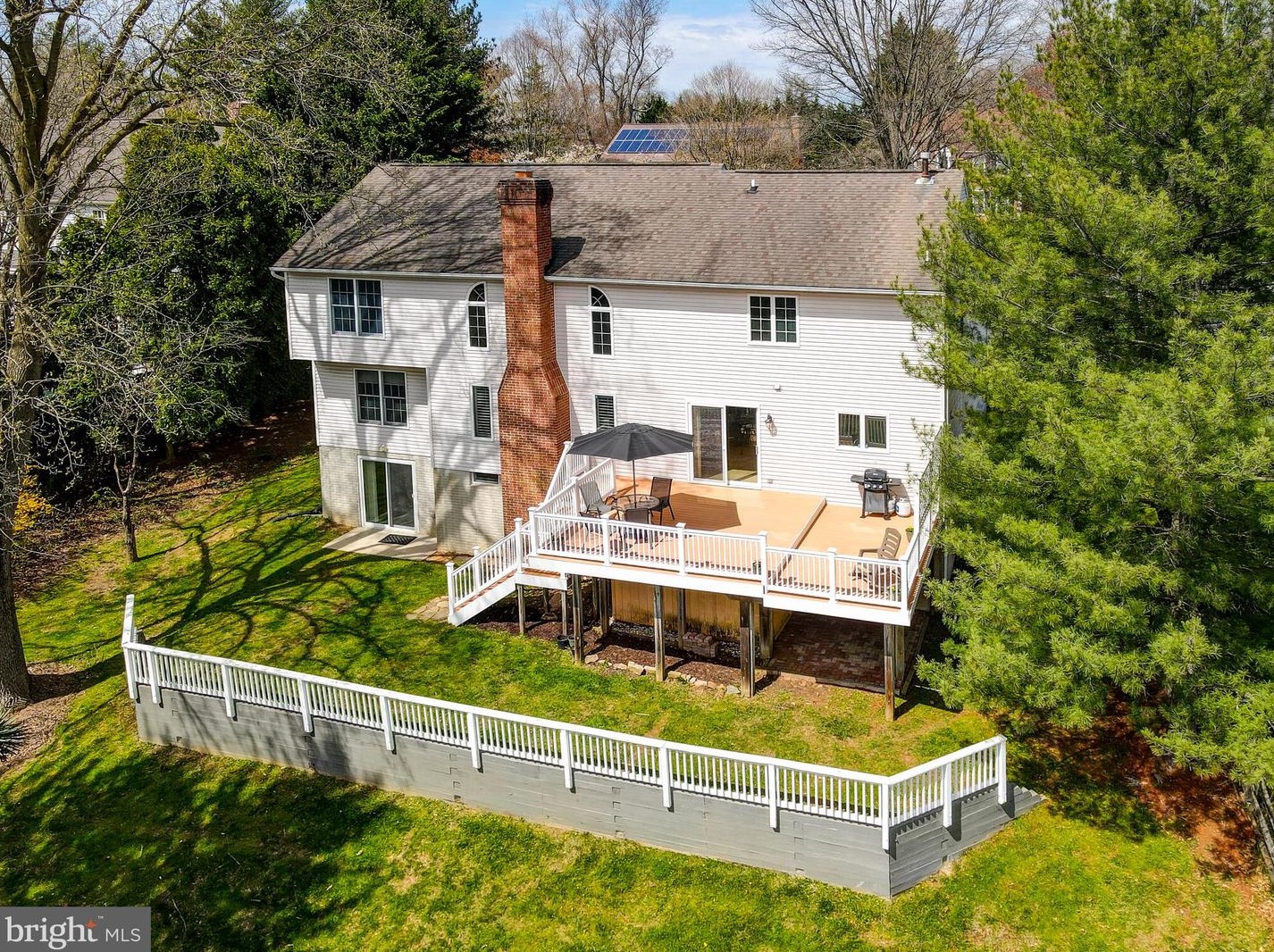 2371 Mckenzie Rd, Ellicott MD 21042-1710 exterior