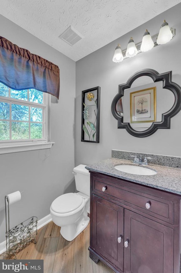 8523 Wood Staff Way, Columbia MD 21045-2611 exterior