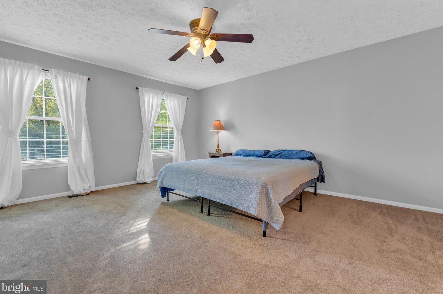 8523 Wood Staff Way, Columbia MD 21045-2611 exterior