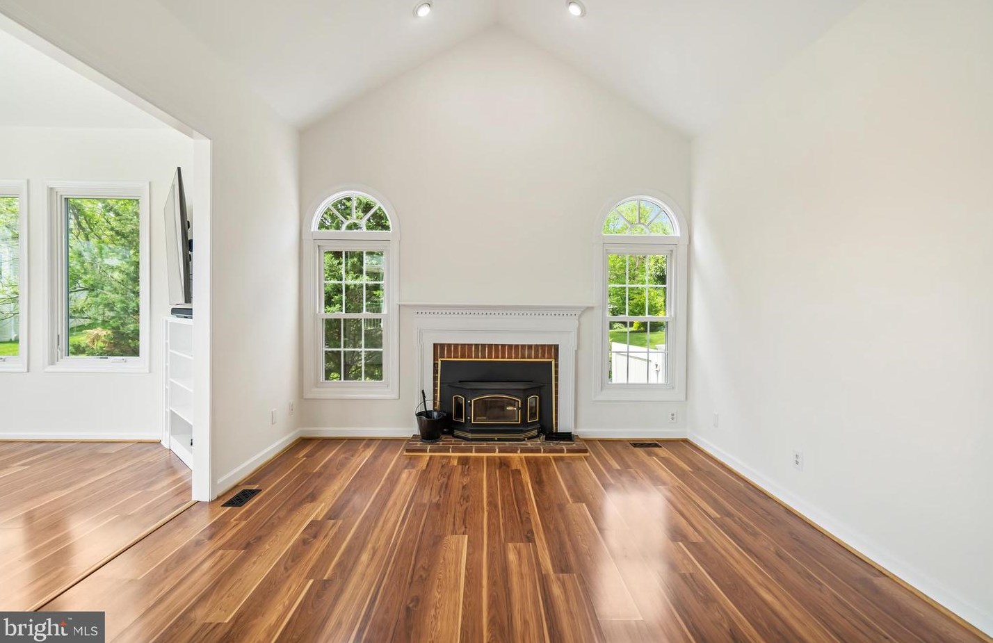 5350 Heatherland Ct, Ellicott MD 21043-7238 exterior