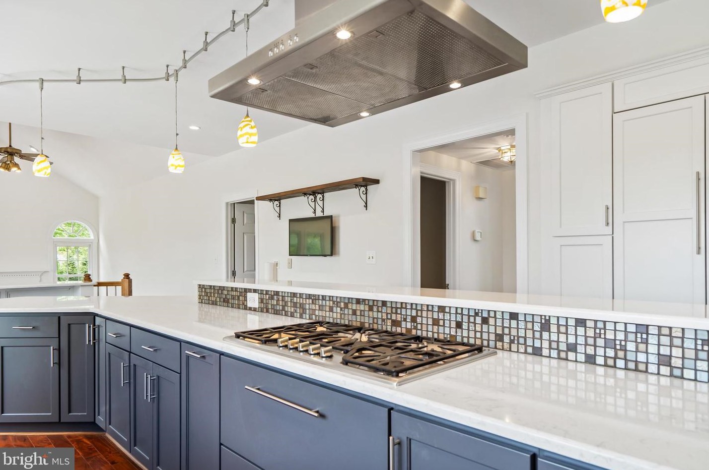 5350 Heatherland Ct, Ellicott MD 21043-7238 exterior