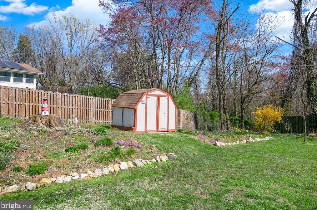 5975 Augustine Ave, Baltimore MD  21075-5318 exterior