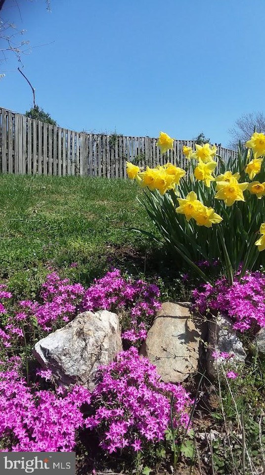 5975 Augustine Ave, Baltimore MD  21075-5318 exterior