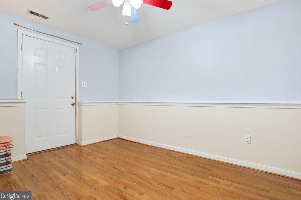 5975 Augustine Ave, Baltimore MD  21075-5318 exterior