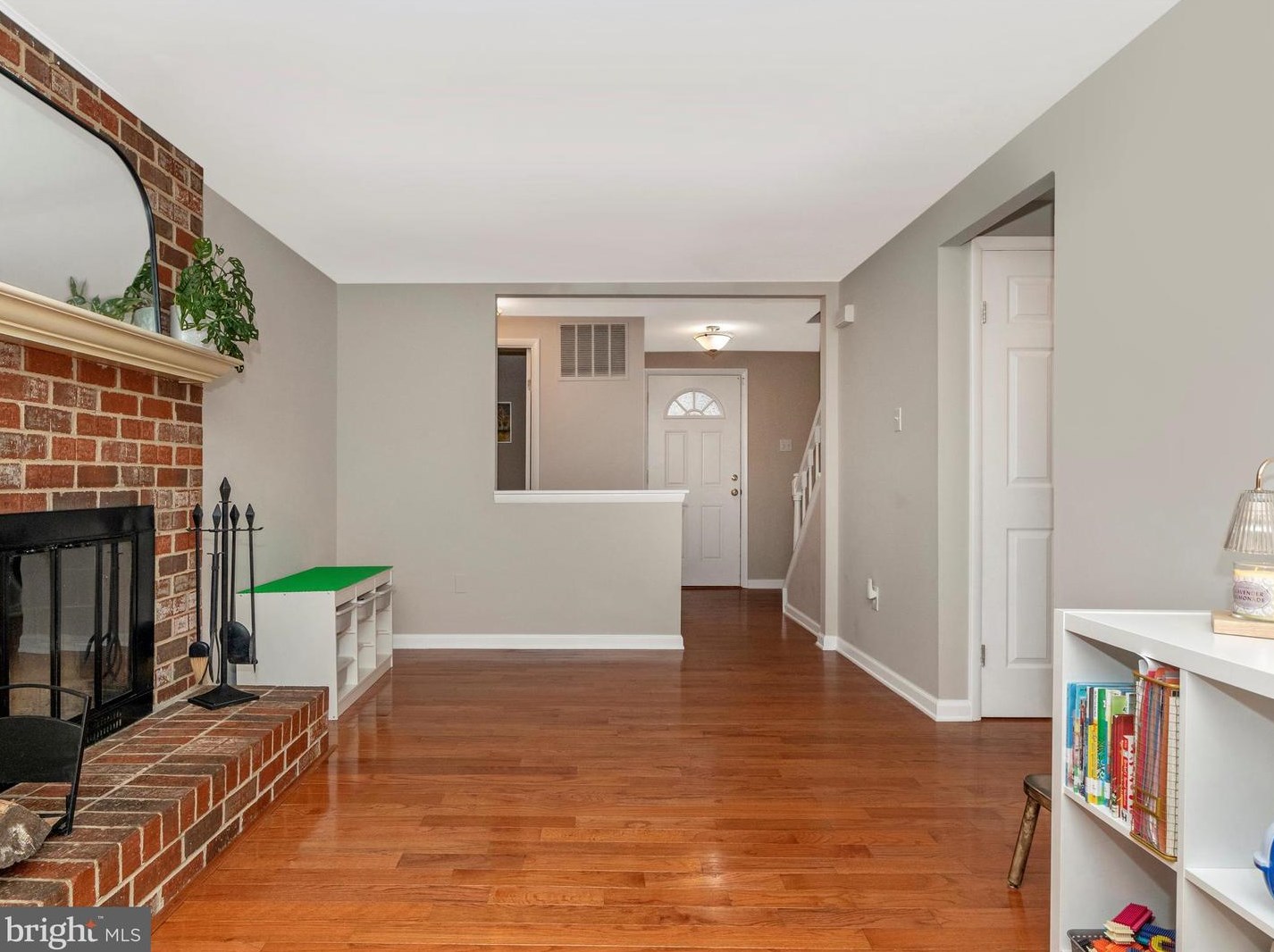 9355 Windbell Way, Columbia MD  21045-5218 exterior