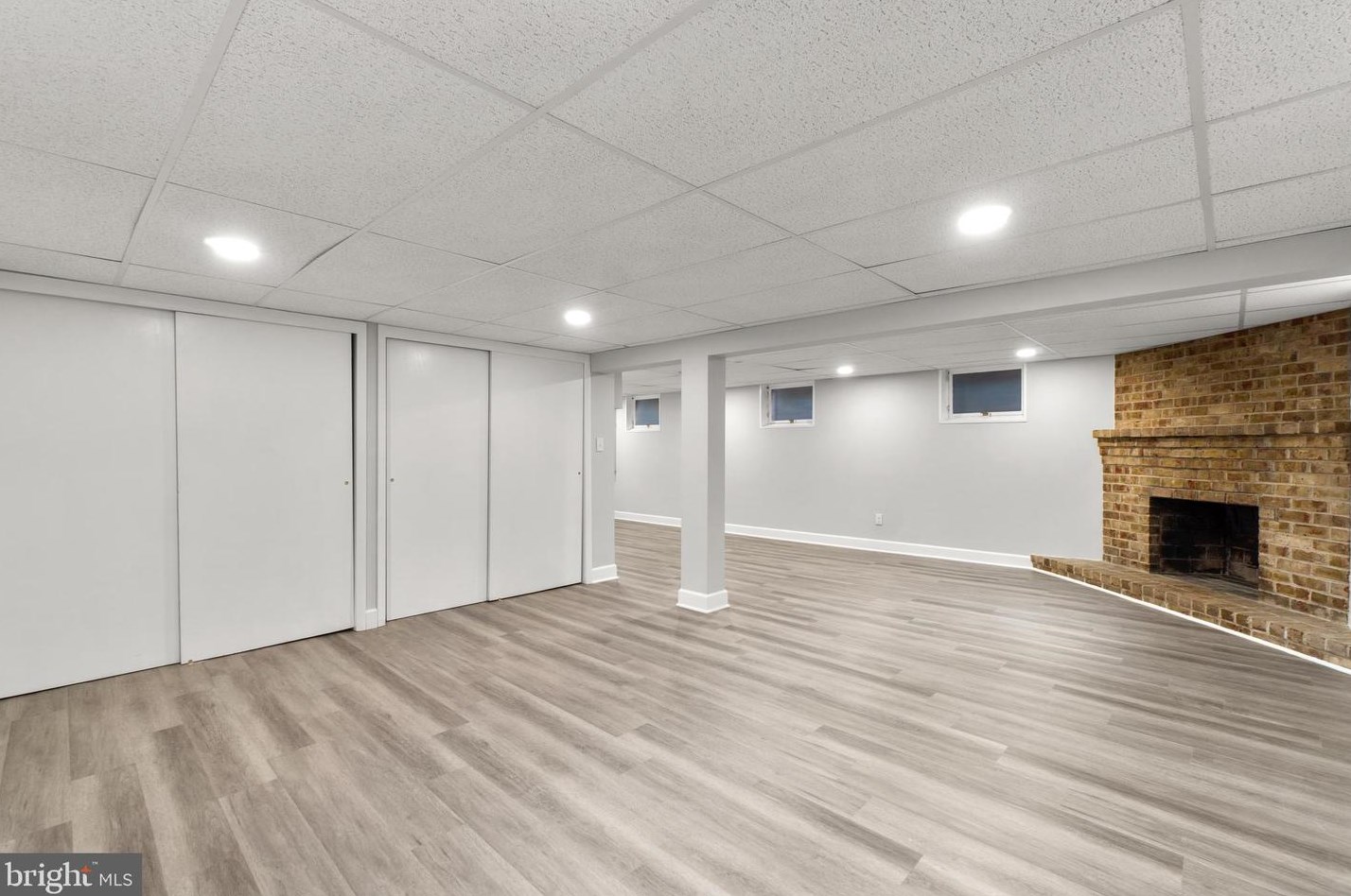 2929 Pinewick Rd, Ellicott MD 21042-2243 exterior