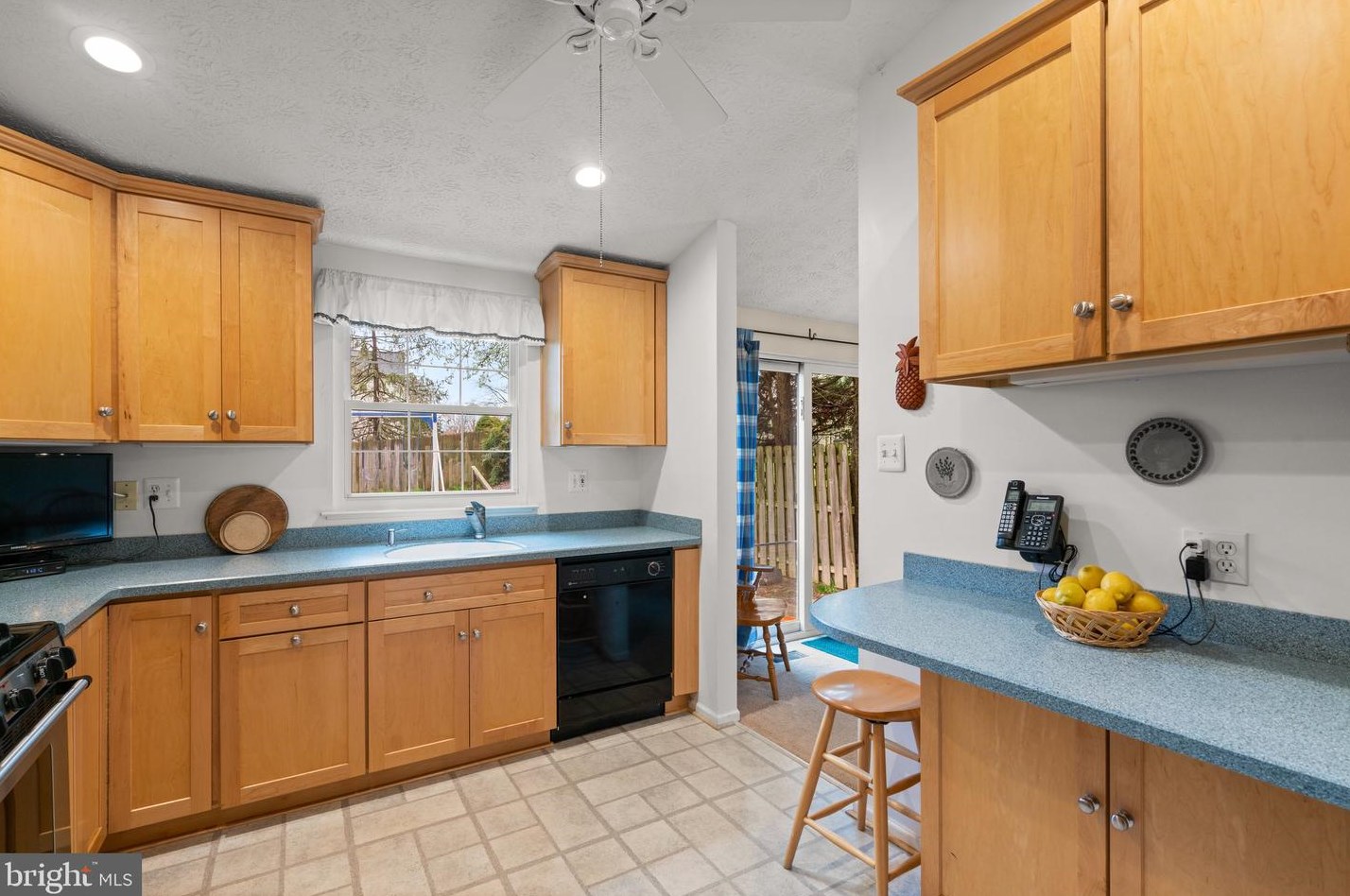 7817 Grassy Garth, Baltimore MD  21075-6138 exterior