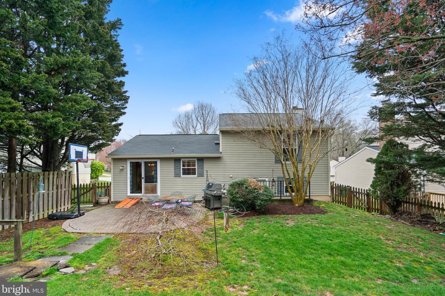 7817 Grassy Garth, Baltimore MD  21075-6138 exterior