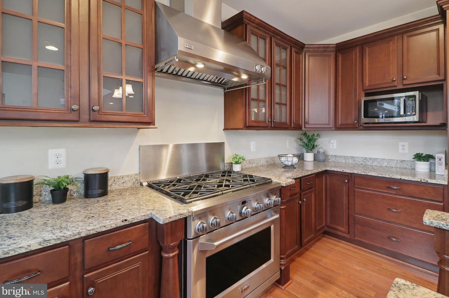 9712 Centennial Meadows Ln, Ellicott MD  21042-6330 exterior