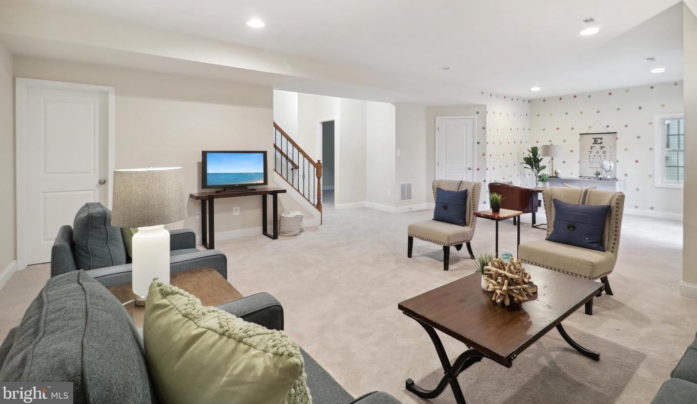 9712 Centennial Meadows Ln, Ellicott MD  21042-6330 exterior