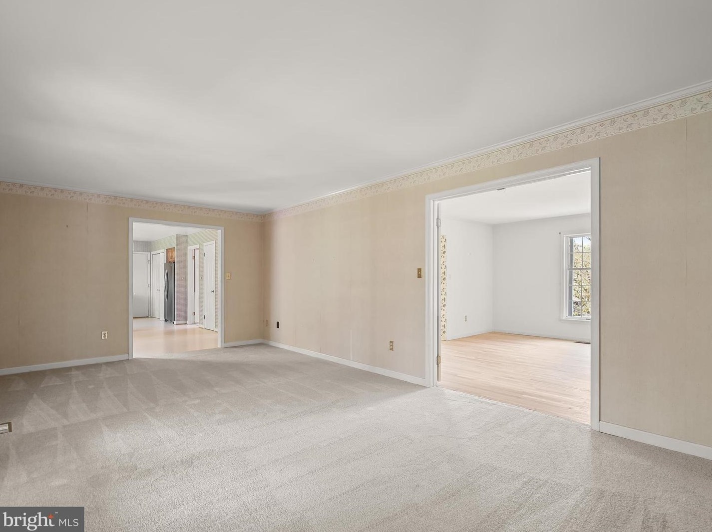 9035 Furrow Ave, Ellicott MD 21042-1841 exterior