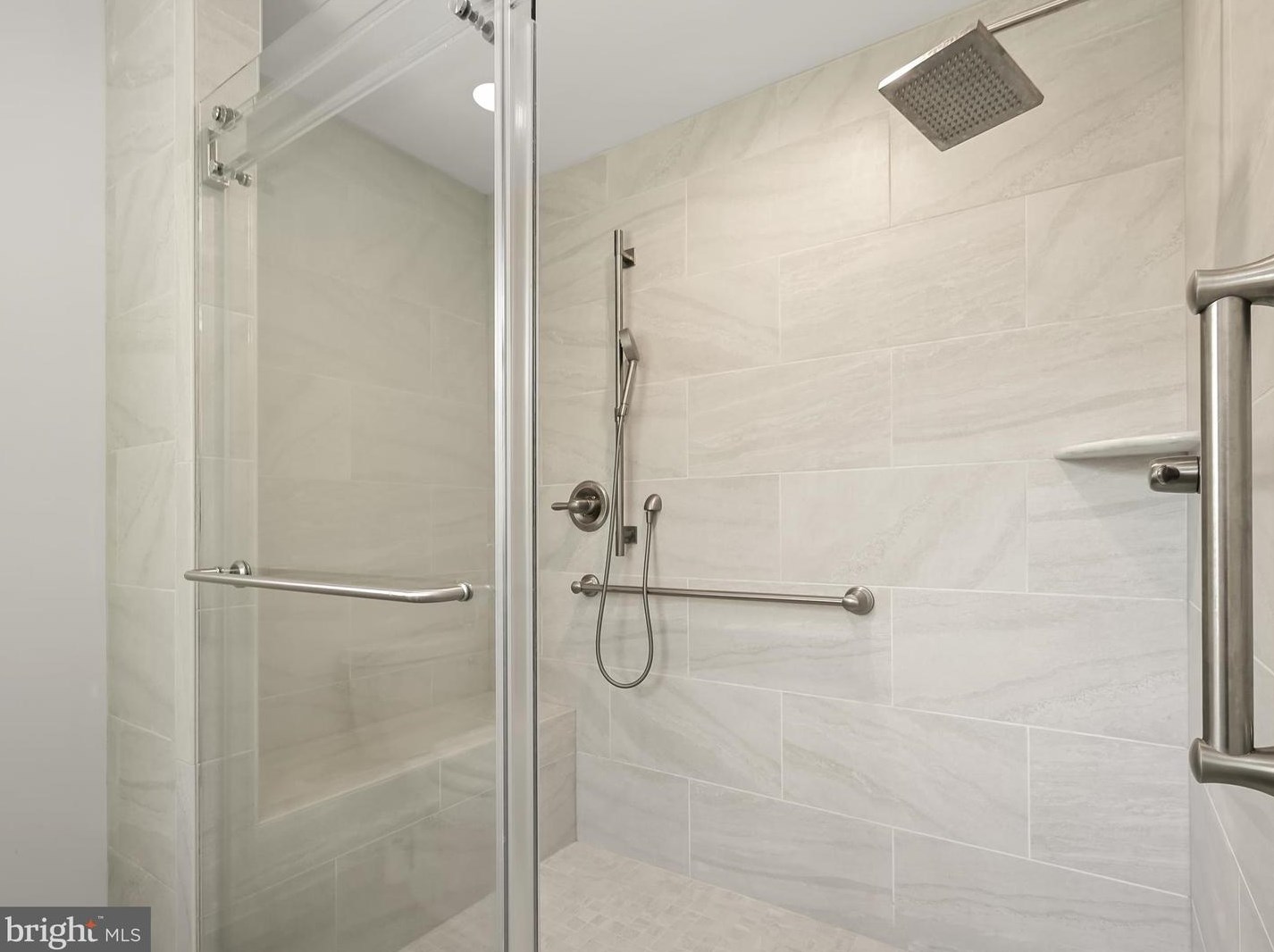 9035 Furrow Ave, Ellicott MD 21042-1841 exterior