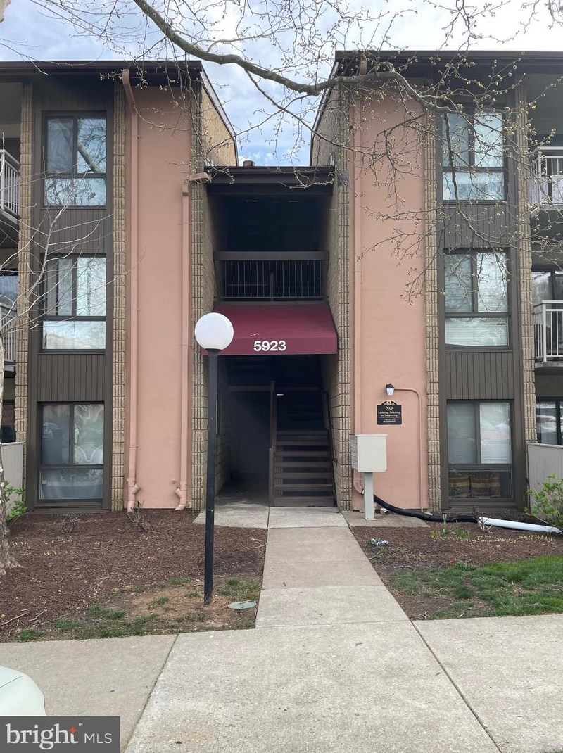 5923 Tamar Dr, Columbia MD  21045-4063 exterior