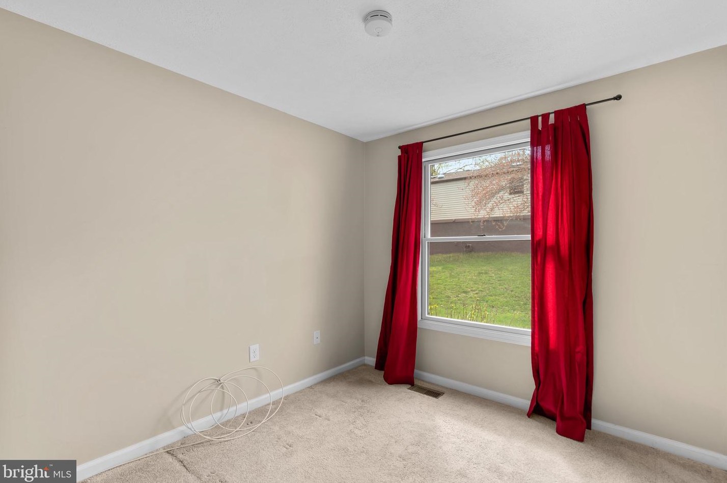 6824 Pyramid Way, Columbia MD 21044-4118 exterior