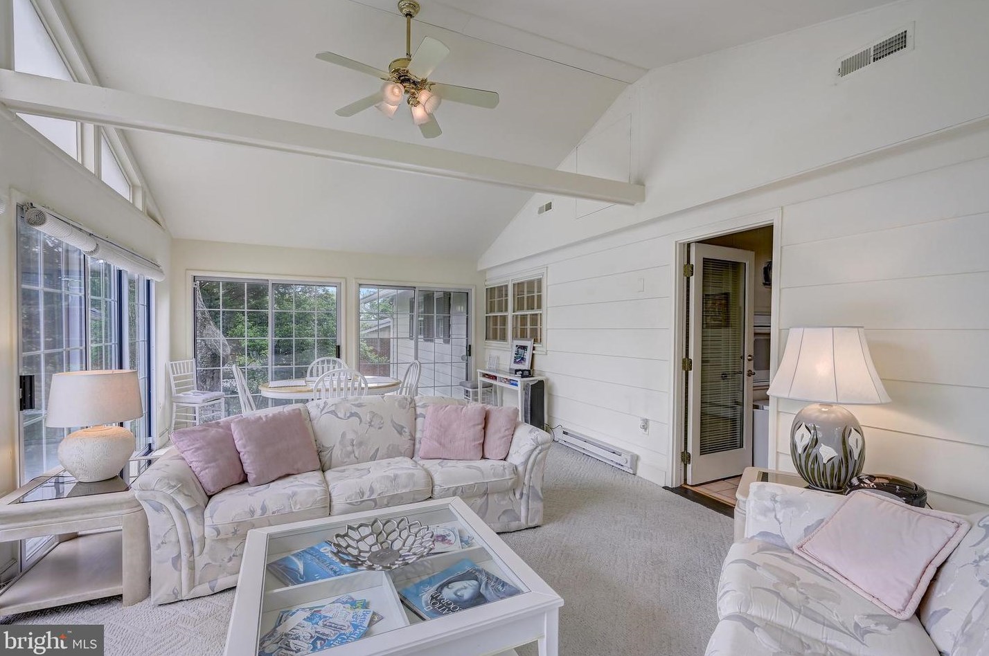 9032 Overhill Dr, Ellicott MD 21042-5221 exterior