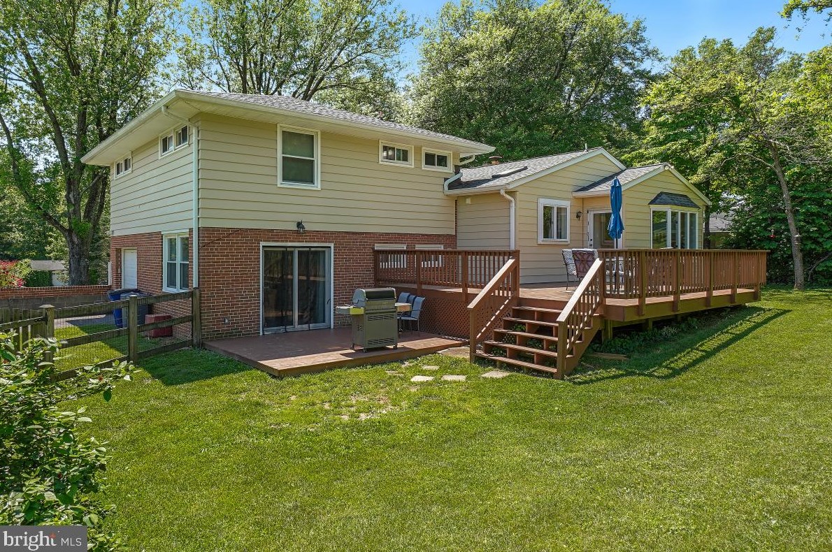 5013 Durham Rd, Columbia MD  21044-1420 exterior